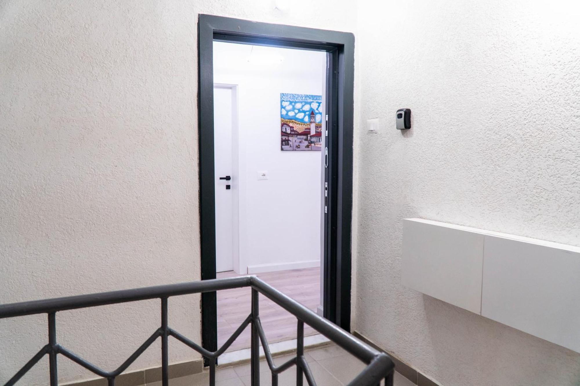 Signature Apartment 8 Tirana Zewnętrze zdjęcie