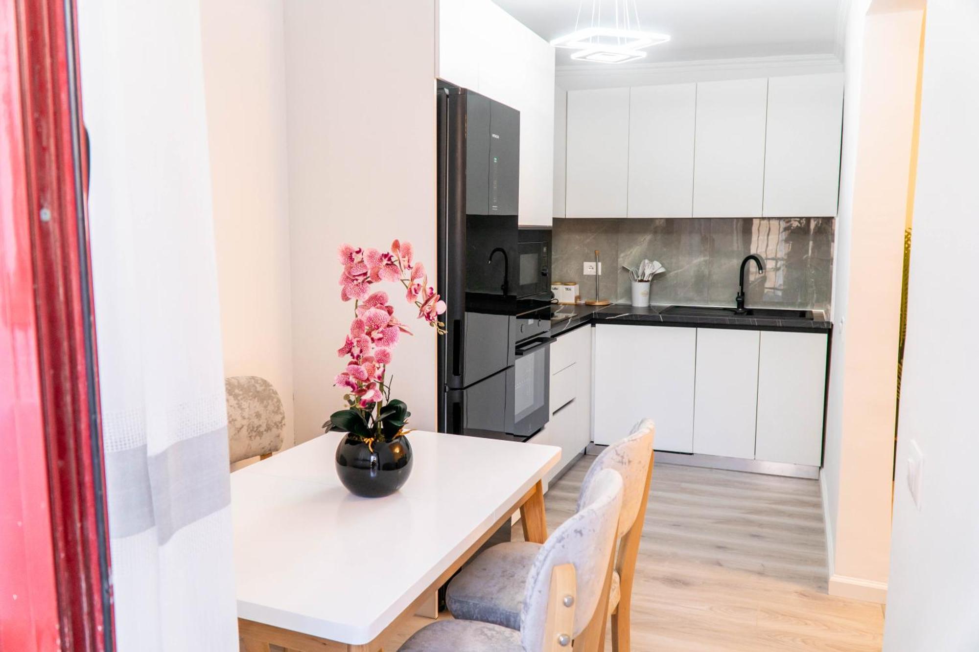 Signature Apartment 8 Tirana Zewnętrze zdjęcie