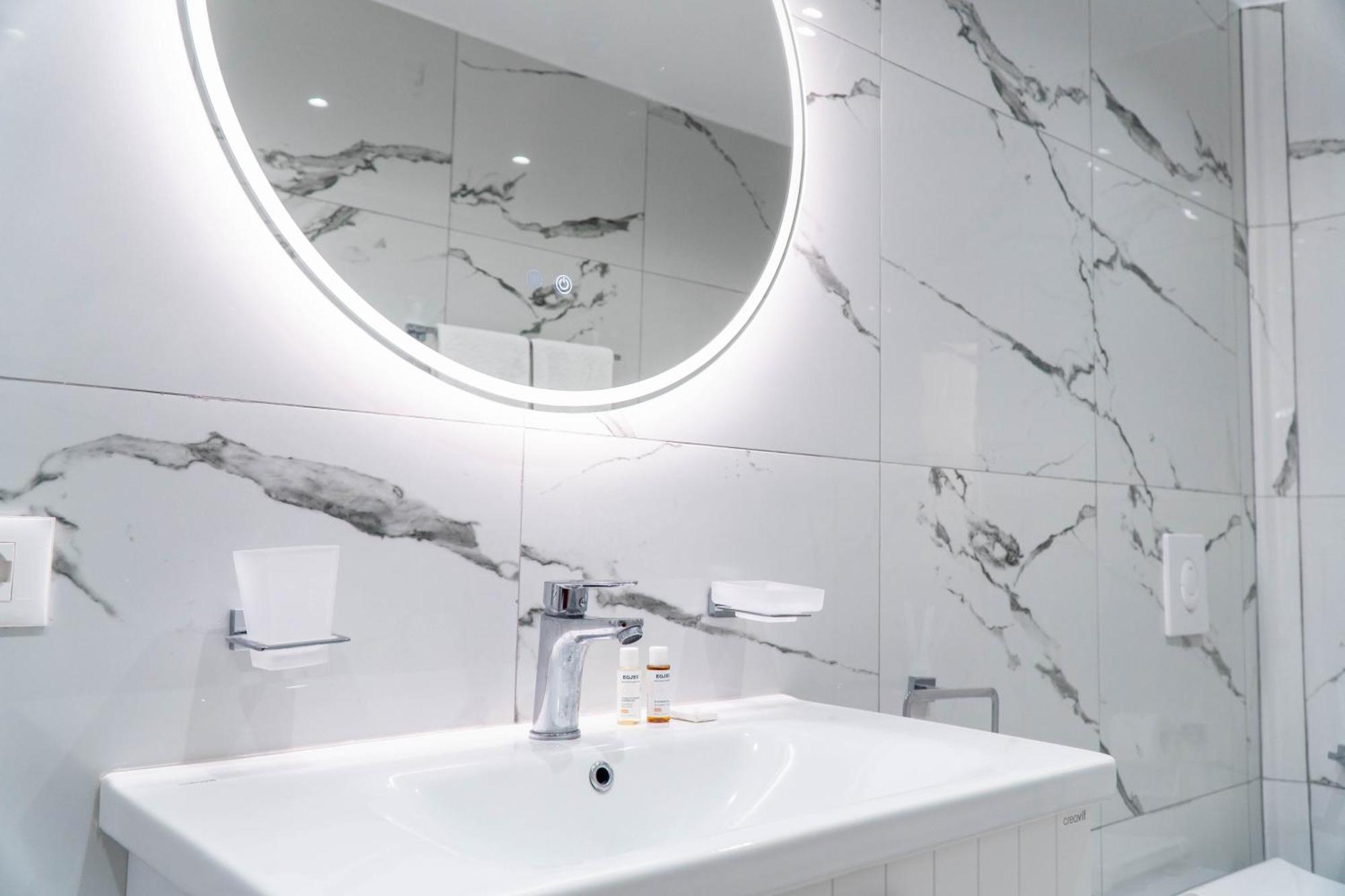 Signature Apartment 8 Tirana Zewnętrze zdjęcie